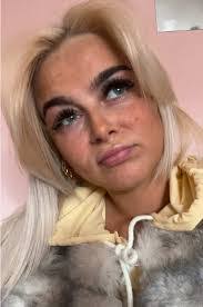 Courtney Kunkel's Instagram, Twitter & Facebook