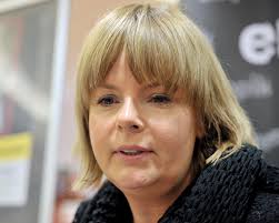 Jun 07, 2021 · korwin piotrowska komentuje: Bezdzietna Korwin Piotrowska Poucza Inne Matki Super Express Wiadomosci Polityka Sport