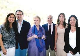 El periodista y productor jorge said fue el encargado de crear la serie documental buscando a dios, en la que se aventuró a recorrer diversos lugares del mundo como china, israel, irak, palestina. Jose Said En Cuatro Momentos Segun Sus Cercanos Diario Financiero