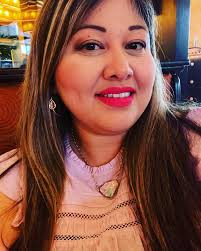 Bernie Hernandez's Instagram, Twitter & Facebook