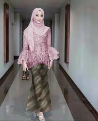 Inspirasi modis pembahasan kebaya modern tentang 44+ ide terkini kebaya modern hijab duyung adalah : 16 Trend Masa Kini Kebaya Modern Duyung