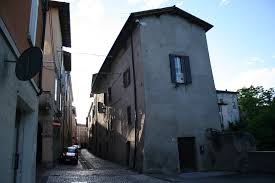 Al banco dei pegni e' nato il nuovo parcheggio di via rismondo. Ebrei In Eta Rinascimentale E Moderna Vignola Partecipa Ad Una Storia Piu Grande Amarevignola