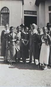 Mektep Genc Kafalara Insanligi Hurmeti Millet Ve Memleket Sevgisini Istiklal Serefini Ogretir Mustafa Kemal Ataturk Fotograf Portre Nadide Fotograflar