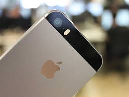 Simply clip it over the phone to instantly upgrade your lens. Iphone 6 Camera
