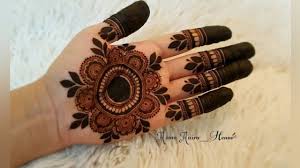 Have a look on the following round tikki mehndi patterns for hands. View 20 Gol Tikki Circle Mehndi Design Back Hand