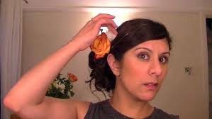 How to Attach a flower to your hairstyle