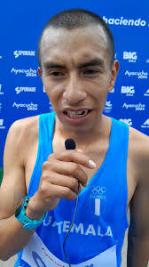 amantes del Voleibol en Guatemala