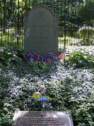 First and foremost, roosevelt had a passion for nature. Grave Of Theodore Edith Roosevelt Picture Of Sagamore Hill National Historic Site Oyster Bay Tripadvisor