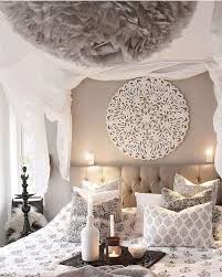 Marrokanische Nachte In Diesem Einzigartigen Schlafzimmer Sind Orientalische Traume Vorprogr Inneneinrichtung Schlafzimmer Bett Kissen Wohnzimmer Orientalisch