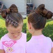 Chelsea On Instagram A Simple Bow With Little Elastic Ponytails At The Front Hair Styles Girl Hair Dos Little Girl Hairstyles