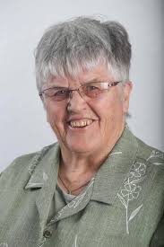 College old girl wins coaching award