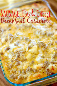 Biscuits And Gravy Casserole With Eggs Sausage Egg Cheese Biscuit Casserole Recipe Breakfast Dishes Food Recipes Breakfast