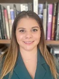 Anna Monzon's Instagram, Twitter & Facebook