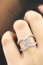 Engagement Ring Info Ask A Buddy To Borrow A Product To Wear In Your Wedding And Recepti Top Engagement Rings Wedding Rings Engagement Unique Engagement Rings