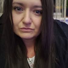 Dzień dobry chciałabym zapytać czy są tu osoby, które przygotowują potrawy  w airfryera, a mają kłopoty z żołądkiem lub woreczkiem żółciowym? Jeśli tak  to co można spróbować uprychcić?