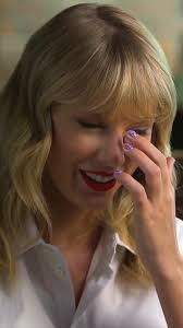 e é por isso que a taylor está regravando os seus álbuns #taylorswift  #swifttok #swifties #foryou #taylorswiftversion #taylorsversion  #scooterbraun