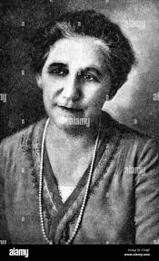 Julia child the french chef hi-res stock photography and images