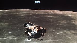 Juli 1969, um 22:17 uhr mitteleuropäischer zeit (mez), landete die mondlandefähre eagle auf dem mond. Armstrong Aldrin Collins Drei Manner Und Der Mond Zdfheute