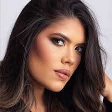 Catherine Ochoa (@LaMataDelJuicio)