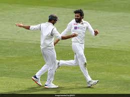 England face a mammoth chase in order to save their hopes in the third test after india captain, virat kohli struck for 103 at trent bridge. India Vs Australia 2nd Test Highlights Australia On The Mat As Indian Bowlers Impress Again Cricket News