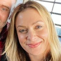 Katie Leo's Instagram, Twitter & Facebook