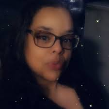 Lisbeth Velez (@lisbethyruiz)