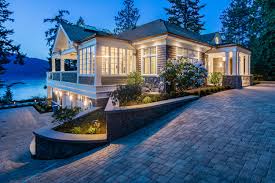 Get Details Of Exquisite Oceanfront Getaway In Victoria Canada Luxury Real Estate For Sale On Jamesedition Luxury Real Estate Luxury Homes Waterfront Homes