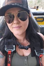 Good morning, free diving fans and family. It's Friday. Time to get wet  somewhere