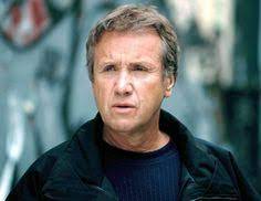 L'acteur yves rénier, qui a incarné entre 1976 et 2006 le commissaire moulin sur tf1, est mort, a annoncé sa famille samedi 24 avril. 38 Meilleures Idees Sur Commissaire Moulin Commissaire Moulin Le Moulin Serie Tv Francaise