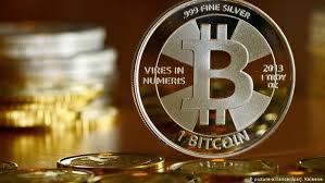 Godwin emefiele, governor of nigeria's central bank, which recently barred banks from serving crypto exchanges, is said to have explained the bank's stance on cryptocurrency usage in the nation. Nigeria S Cryptocurrency Crackdown Causes Confusion World Breaking News And Perspectives From Around The Globe Dw 12 02 2021