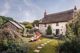 Bloomberg delivers business and markets news, data, analysis, and video to the world, featuring stories from businessweek and bloomberg news on everything pertaining to politics Sojourn Luxury Cottage Drewsteignton Dartmoor National Park