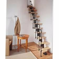 No todos los juegos necesitan un montón de espacio en tu móvil para funcionar. Mini Escaleras Para Ahorrar Espacio Conectar Dos Plantas