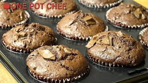 Best Ever Chocolate Muffins One Pot Chef One Pot Chef Chocolate Muffins Cookies And Cream Fudge