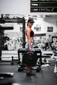 See more ideas about inspirational quotes, wallpaper mobile and desktop wallpaper. 500 Fitness Girl Pictures Download Free Images On Unsplash