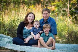 Pin On Photography Inspo Families