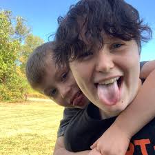 Can you change character hair and outfits