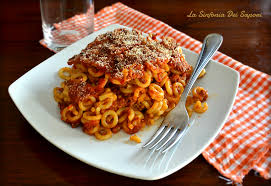 Gli anelletti al forno sono una ricetta tradizionale della sicilia, un vero e proprio tesoro culinario della trinacria. Anelletti Al Forno Ricetta Palermitana