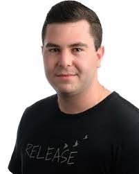 Adam Rappaport's Instagram, Twitter & Facebook