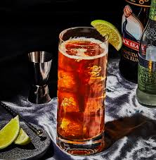 15 Most Popular Bar Drinks Top Cocktails To Order At Bars 2021