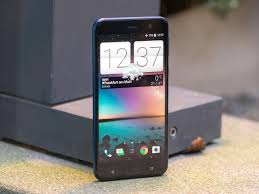 HTC U Play im Kurztest: Taschenspiegel ...