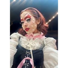 Ana Lameiro's Instagram, Twitter & Facebook