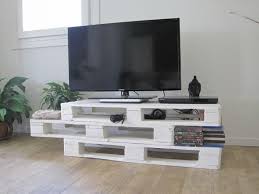 L 60 x p 30 x h. Deco Et Meubles Tv Fabriques Avec Des Palettes De Bois 20 Idees