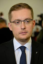 File:Robert Winnicki Sejm 2015.JPG