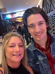 Drop your instagram below 👇🏾 I'll start @DJ_Smiles_