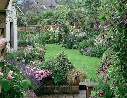 Brilliant French Country Garden Decor Ideas 33 French Cottage Garden French Country Garden Decor French Country Garden