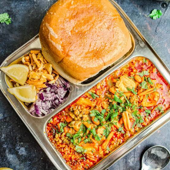 Mumbai Street Food & Culinary Trail