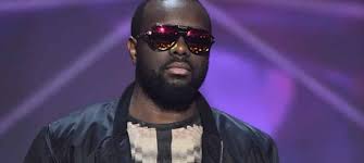 Voilà donc pourquoi vous ne verrez pas maitre gims sans lunettes de sitôt. Maitre Gims Explique Pourquoi Il A Change De Nom Mce Tv