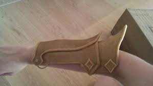 Demon Hunter From Diablo 3 Shield And Arm Armor Demon Hunter Diablo Demon Hunter Cosplay Armor