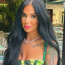 𝙻 𝙸 𝚂 𝙰 ~ 𝙼 𝙰 𝚁 🌴 𝙴 (@lisamariekeo) • Instagram photos and videos