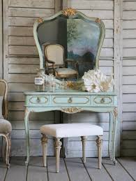 I Love Regal Furniture This French Antique Dresser Is So Perfect For A Bedroom Vanity Table Shabby Chic Decor Bedroom Vintage Decor